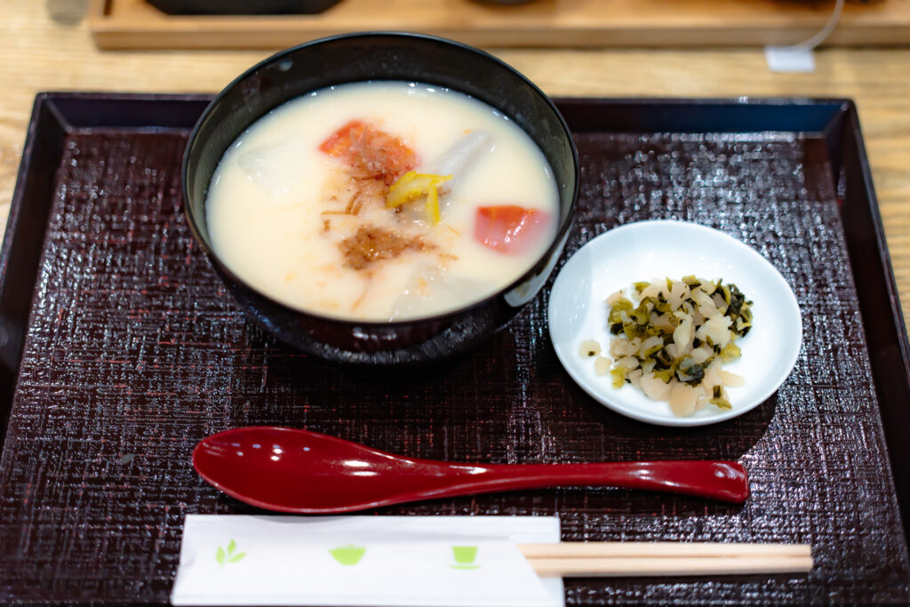 中村藤吉本店 京都駅店の白味噌雑煮