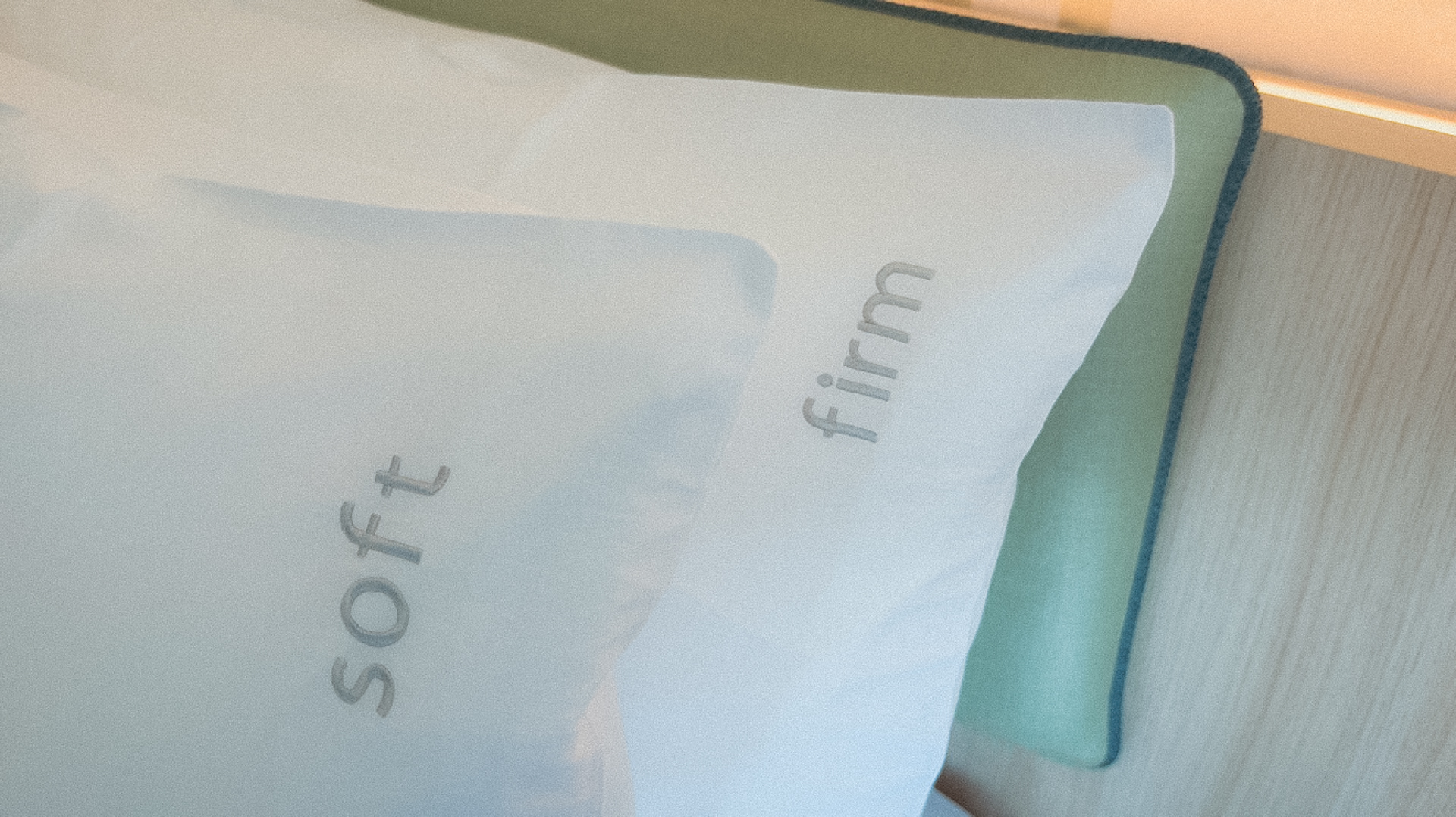 SoftとFirmの選べる枕